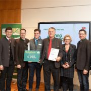 Gruppenfoto mit Ehrengästen zur Agrarmesse