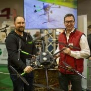 Aussteller auf der Agrarmesse 2018 mit Drohne